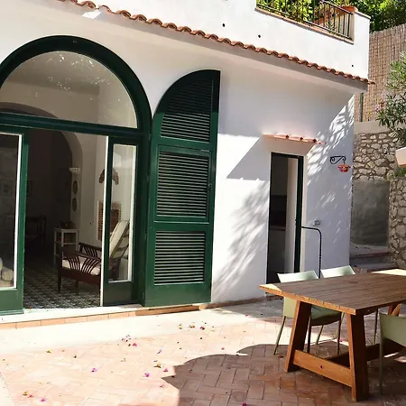 Villa Rosella